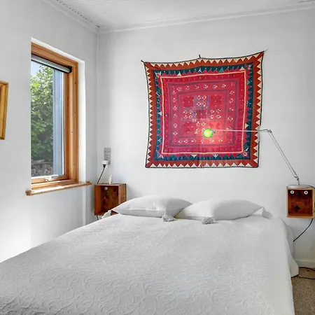 2 Bedroom Beautiful In